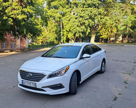 Білий Хендай Соната, об'ємом двигуна 1.59 л та пробігом 181 тис. км за 9500 $, фото 1 на Automoto.ua