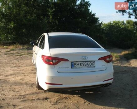 Білий Хендай Соната, об'ємом двигуна 2 л та пробігом 232 тис. км за 13600 $, фото 3 на Automoto.ua