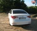 Білий Хендай Соната, об'ємом двигуна 2 л та пробігом 232 тис. км за 13600 $, фото 3 на Automoto.ua