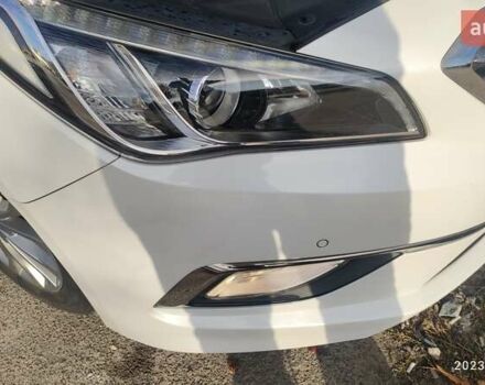 Білий Хендай Соната, об'ємом двигуна 1.7 л та пробігом 119 тис. км за 14950 $, фото 13 на Automoto.ua