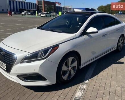 Белый Хендай Соната, объемом двигателя 2.36 л и пробегом 79 тыс. км за 17200 $, фото 2 на Automoto.ua