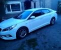 Білий Хендай Соната, об'ємом двигуна 2 л та пробігом 206 тис. км за 7500 $, фото 1 на Automoto.ua