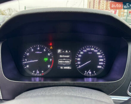 Белый Хендай Соната, объемом двигателя 2 л и пробегом 355 тыс. км за 9900 $, фото 20 на Automoto.ua