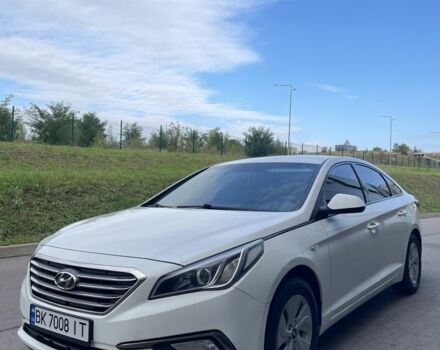 Білий Хендай Соната, об'ємом двигуна 2 л та пробігом 315 тис. км за 7950 $, фото 3 на Automoto.ua