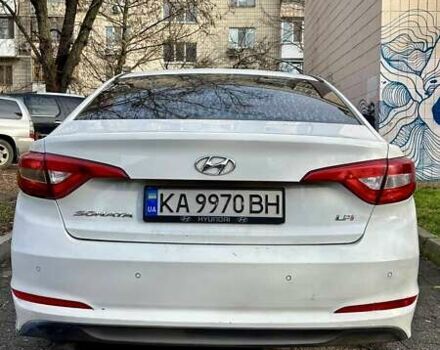 Білий Хендай Соната, об'ємом двигуна 2 л та пробігом 284 тис. км за 9299 $, фото 4 на Automoto.ua