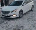 Белый Хендай Соната, объемом двигателя 2 л и пробегом 310 тыс. км за 8500 $, фото 1 на Automoto.ua
