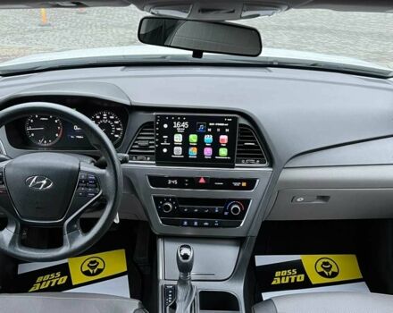 Белый Хендай Соната, объемом двигателя 2.4 л и пробегом 123 тыс. км за 9200 $, фото 13 на Automoto.ua