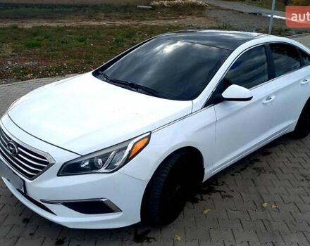 Белый Хендай Соната, объемом двигателя 2.4 л и пробегом 189 тыс. км за 8900 $, фото 1 на Automoto.ua