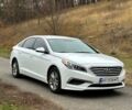 Белый Хендай Соната, объемом двигателя 2.4 л и пробегом 240 тыс. км за 9550 $, фото 1 на Automoto.ua