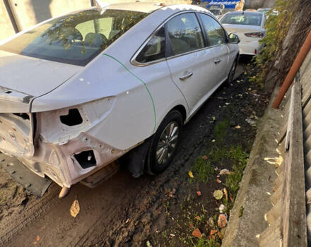 Хендай Соната 2016 в Одессе на Automoto.ua Белый Хендай Соната, объемом двигателя 0 л и пробегом 169 тыс. км за 9000 $, фото 5 на Automoto.ua