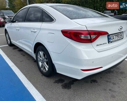 Білий Хендай Соната, об'ємом двигуна 2 л та пробігом 312 тис. км за 9300 $, фото 6 на Automoto.ua