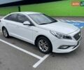 Білий Хендай Соната, об'ємом двигуна 2 л та пробігом 312 тис. км за 9300 $, фото 3 на Automoto.ua