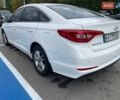 Білий Хендай Соната, об'ємом двигуна 2 л та пробігом 312 тис. км за 9300 $, фото 6 на Automoto.ua