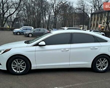 Белый Хендай Соната, объемом двигателя 2.4 л и пробегом 184 тыс. км за 10900 $, фото 5 на Automoto.ua