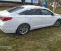 Белый Хендай Соната, объемом двигателя 2 л и пробегом 400 тыс. км за 10605 $, фото 1 на Automoto.ua