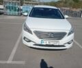 Білий Хендай Соната, об'ємом двигуна 2 л та пробігом 335 тис. км за 8000 $, фото 1 на Automoto.ua