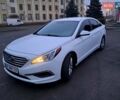 Белый Хендай Соната, объемом двигателя 2.4 л и пробегом 184 тыс. км за 10900 $, фото 2 на Automoto.ua