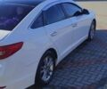 Белый Хендай Соната, объемом двигателя 2 л и пробегом 84 тыс. км за 10000 $, фото 4 на Automoto.ua