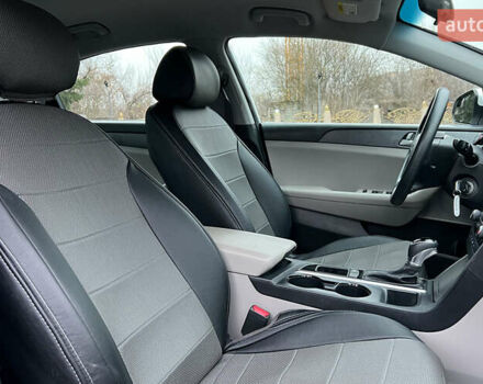 Белый Хендай Соната, объемом двигателя 2.36 л и пробегом 123 тыс. км за 9200 $, фото 18 на Automoto.ua