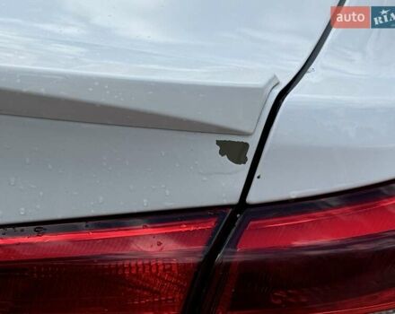 Белый Хендай Соната, объемом двигателя 2.36 л и пробегом 116 тыс. км за 11700 $, фото 14 на Automoto.ua