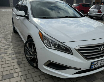 Белый Хендай Соната, объемом двигателя 2.36 л и пробегом 195 тыс. км за 8850 $, фото 7 на Automoto.ua