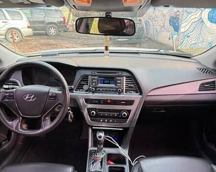Білий Хендай Соната, об'ємом двигуна 2 л та пробігом 284 тис. км за 9299 $, фото 7 на Automoto.ua