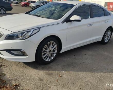 Білий Хендай Соната, об'ємом двигуна 1.7 л та пробігом 119 тис. км за 14950 $, фото 5 на Automoto.ua