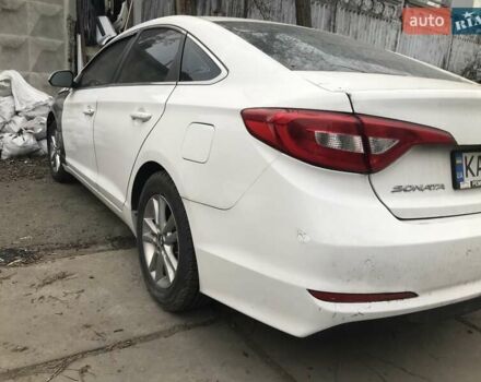 Білий Хендай Соната, об'ємом двигуна 2 л та пробігом 368 тис. км за 5777 $, фото 8 на Automoto.ua