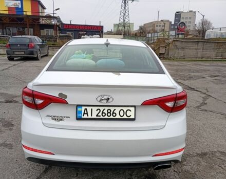 Белый Хендай Соната, объемом двигателя 2.4 л и пробегом 152 тыс. км за 10200 $, фото 5 на Automoto.ua
