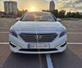 Білий Хендай Соната, об'ємом двигуна 2 л та пробігом 190 тис. км за 11600 $, фото 1 на Automoto.ua