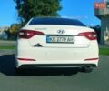 Хендай Соната 2016 в Днепре (Днепропетровске) на Automoto.ua Белый Хендай Соната, объемом двигателя 2 л и пробегом 412 тыс. км за 9999 $, фото 2 на Automoto.ua
