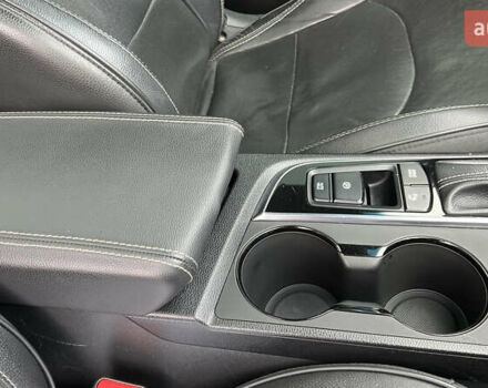 Белый Хендай Соната, объемом двигателя 2 л и пробегом 127 тыс. км за 13000 $, фото 15 на Automoto.ua