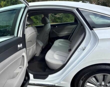 Білий Хендай Соната, об'ємом двигуна 2 л та пробігом 77 тис. км за 6800 $, фото 9 на Automoto.ua