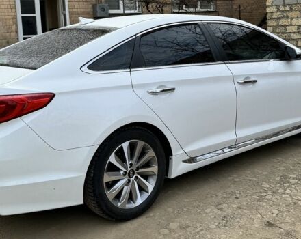 Белый Хендай Соната, объемом двигателя 2.4 л и пробегом 200 тыс. км за 9500 $, фото 4 на Automoto.ua