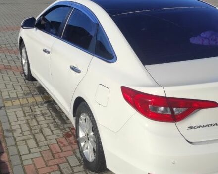 Белый Хендай Соната, объемом двигателя 2 л и пробегом 84 тыс. км за 10000 $, фото 6 на Automoto.ua