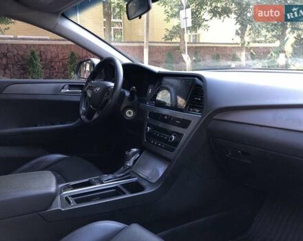 Білий Хендай Соната, об'ємом двигуна 2 л та пробігом 444 тис. км за 9990 $, фото 8 на Automoto.ua