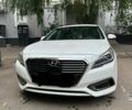 Білий Хендай Соната, об'ємом двигуна 2 л та пробігом 111 тис. км за 14994 $, фото 1 на Automoto.ua