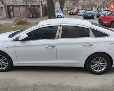 Хендай Соната 2017 в Киеве на Automoto.ua Белый Хендай Соната, объемом двигателя 2 л и пробегом 410 тыс. км за 12500 $, фото 3 на Automoto.ua