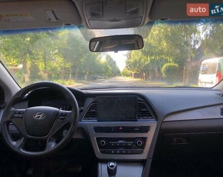 Білий Хендай Соната, об'ємом двигуна 2 л та пробігом 444 тис. км за 9990 $, фото 7 на Automoto.ua