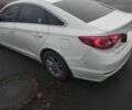 Белый Хендай Соната, объемом двигателя 2 л и пробегом 555 тыс. км за 7500 $, фото 5 на Automoto.ua