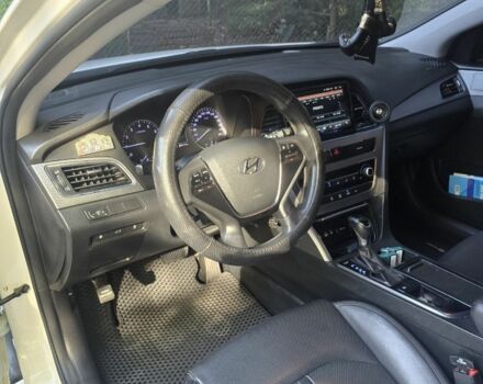 Білий Хендай Соната, об'ємом двигуна 2 л та пробігом 205 тис. км за 9800 $, фото 11 на Automoto.ua