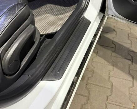 Белый Хендай Соната, объемом двигателя 2.36 л и пробегом 80 тыс. км за 13000 $, фото 32 на Automoto.ua