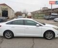 Белый Хендай Соната, объемом двигателя 2.4 л и пробегом 153 тыс. км за 10200 $, фото 2 на Automoto.ua