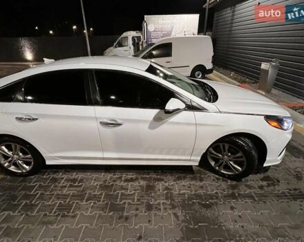Хендай Соната 2017 в Белой Церкве на Automoto.ua Белый Хендай Соната, объемом двигателя 2.36 л и пробегом 142 тыс. км за 15000 $, фото 3 на Automoto.ua