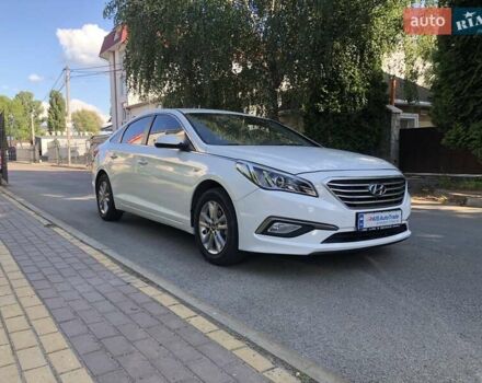Білий Хендай Соната, об'ємом двигуна 2 л та пробігом 444 тис. км за 9990 $, фото 2 на Automoto.ua