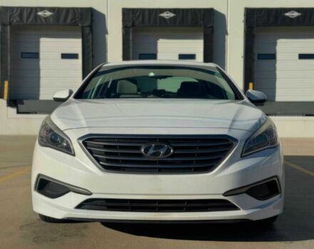 Белый Хендай Соната, объемом двигателя 2.4 л и пробегом 69 тыс. км за 10600 $, фото 1 на Automoto.ua