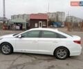 Белый Хендай Соната, объемом двигателя 2.4 л и пробегом 153 тыс. км за 10200 $, фото 3 на Automoto.ua