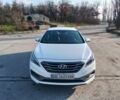 Белый Хендай Соната, объемом двигателя 2 л и пробегом 112 тыс. км за 13700 $, фото 11 на Automoto.ua