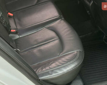 Белый Хендай Соната, объемом двигателя 2 л и пробегом 385 тыс. км за 9100 $, фото 11 на Automoto.ua