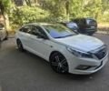 Білий Хендай Соната, об'ємом двигуна 2 л та пробігом 205 тис. км за 9800 $, фото 1 на Automoto.ua